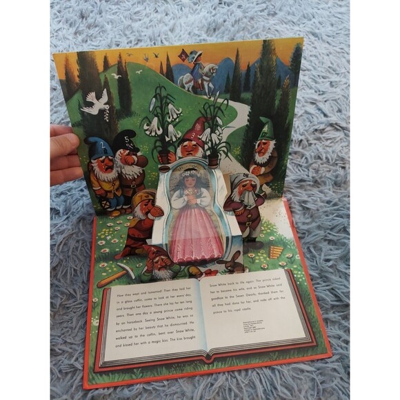 Vintage 1981 Hardcover Book Snow White Pop-Up Picture Story, Fairy Tale Children - Picture 9 of 12